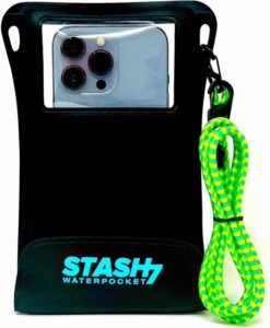 best waterproof phone pouch for snorkeling